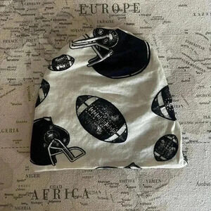 Posh Peanut 0-3mo Beanie Hat
Touchdown Print